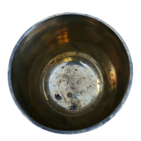 1980s Brass Pineapple. Removable Top. Good Used Condition. - Picture 3 of 4